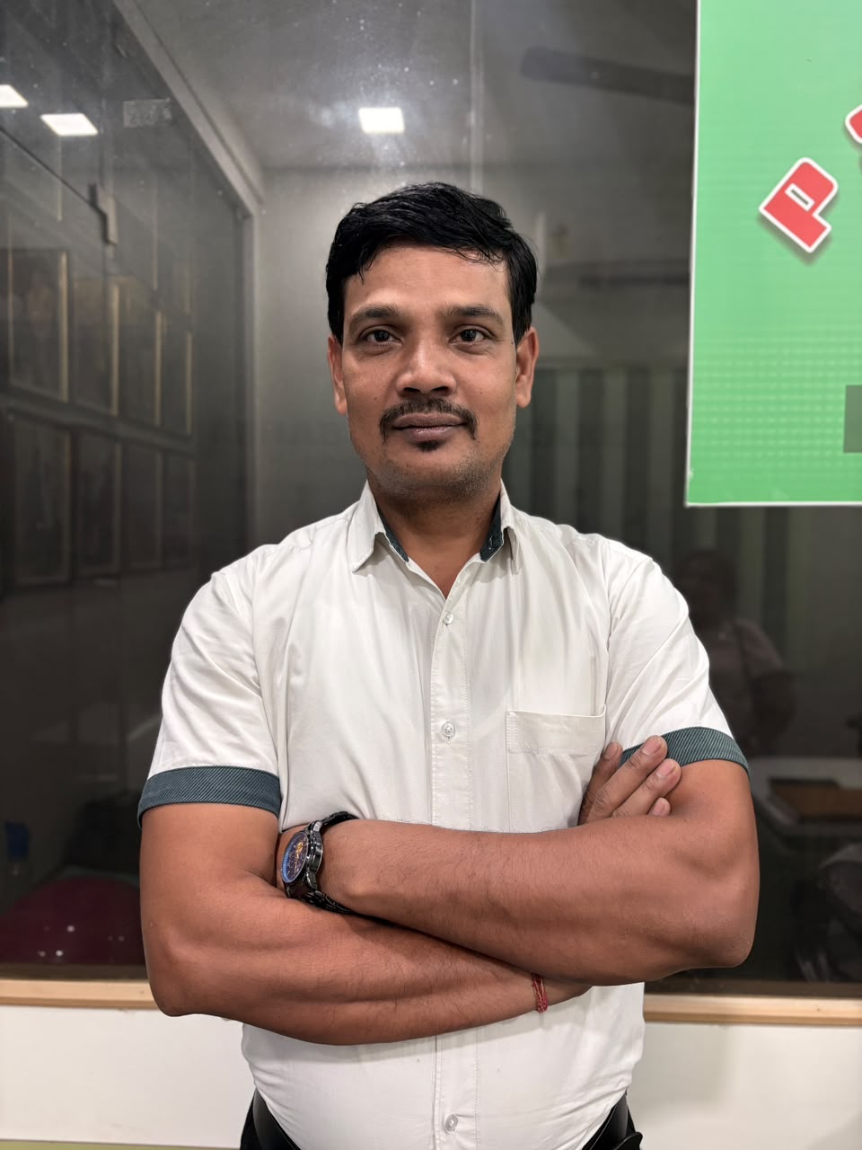 Dr. Rakesh Kumar