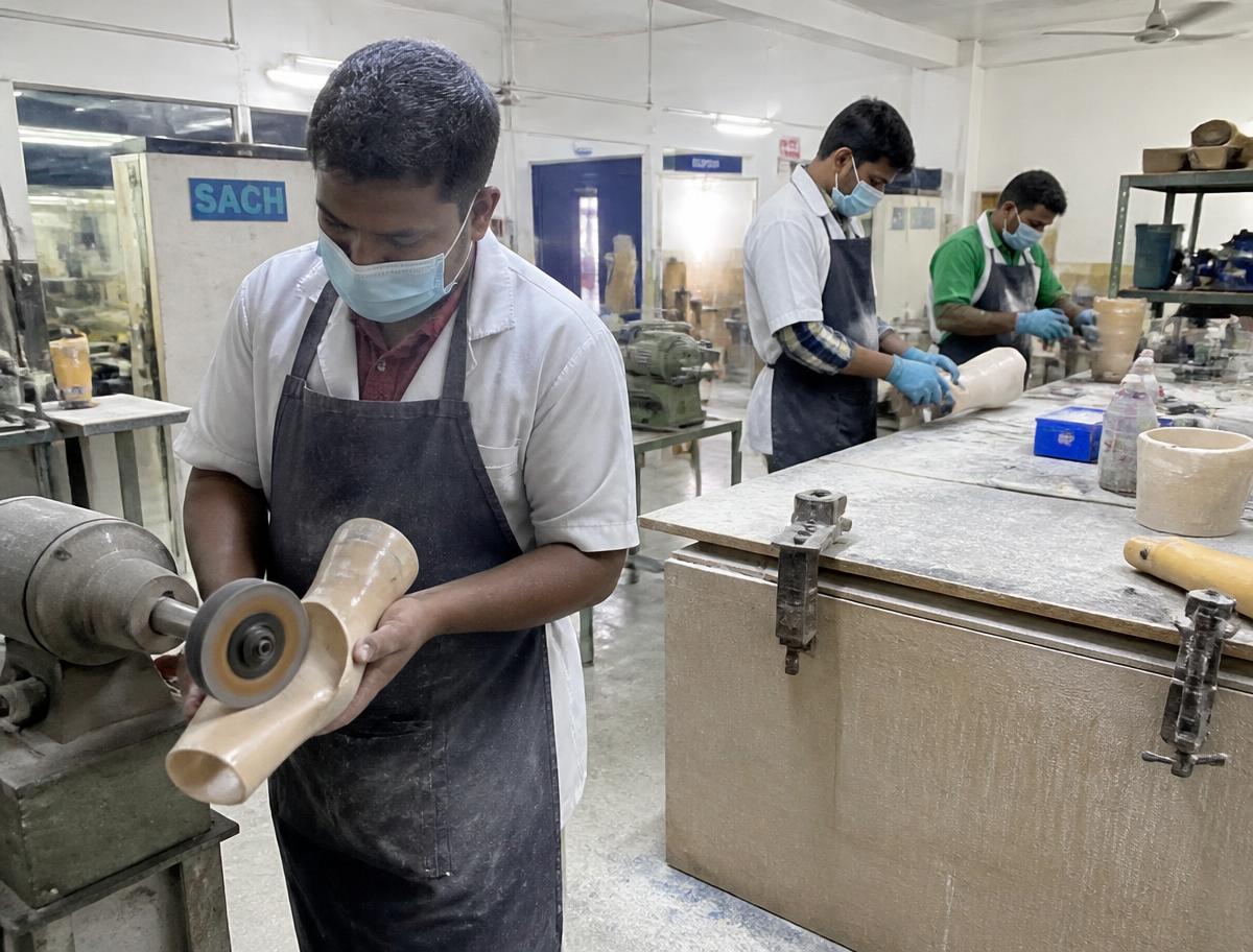 In-house prosthetics and orthotics fabrication workshop